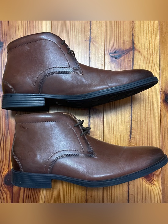 Other - Clark’s Chukka Boots. Sz. 11